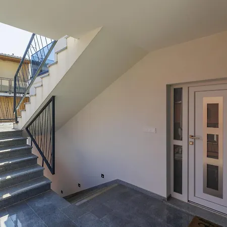 Amra 3 By Interhome بوريتش