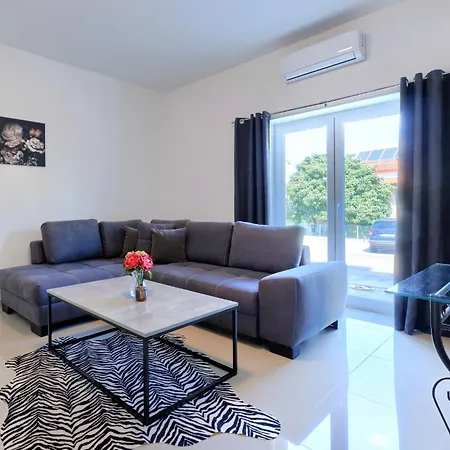 شقة Amra 3 By Interhome *